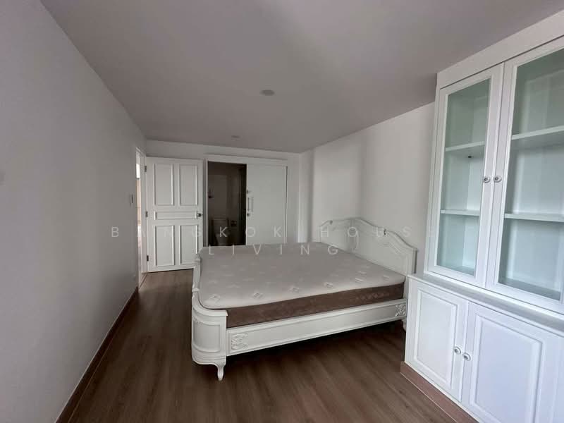 D.S. Tower 2 Sukhumvit 39, Bangkok, Soi Sukhumvit 39, Khlong Tan Nua, Watthana, Bangkok, 3 Bedrooms, 123 sqm, Condo For Rent, by Bangkok House Living, 500266330 - DDproperty.com