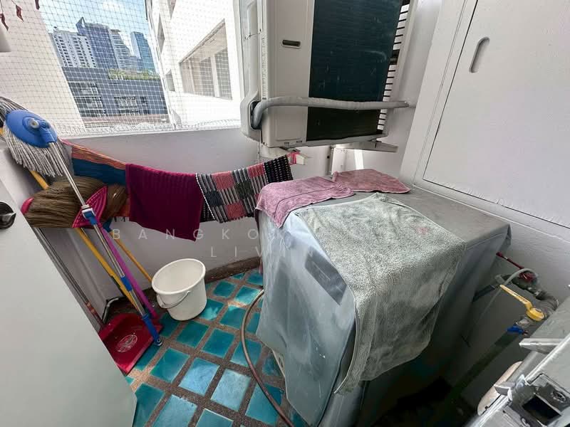 D.S. Tower 2 Sukhumvit 39, Bangkok, Soi Sukhumvit 39, Khlong Tan Nua, Watthana, Bangkok, 3 Bedrooms, 123 sqm, Condo For Rent, by Bangkok House Living, 500266330 - DDproperty.com