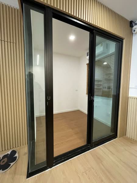 Patio Srinakarin-Rama 9, Bangkok, Krungthep Kreetha Road, Hua Mak, Bang Kapi, Bangkok, 3 Bedrooms, 120 sqm, Townhouse For Sale, by Rungkan Wijitjun, 500266333 - DDproperty.com