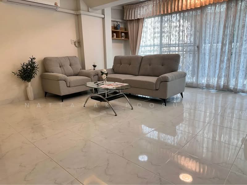 Sombat Condoview, Chon Buri (Pattaya), Nong Pru, Bang Lamung (Pattaya), Chon Buri (Pattaya), 1 Bedroom, 70 sqm, Condo For Sale, by Nattasak Poosuwan, 500266349 - DDproperty.com
