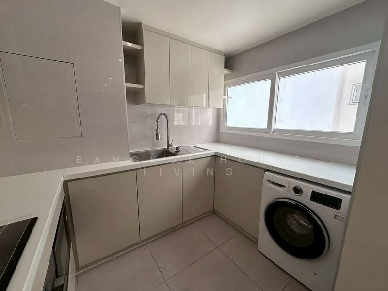 D.S. Tower 2 Sukhumvit 39, Bangkok, Soi Sukhumvit 39, Khlong Tan Nua, Watthana, Bangkok, 3 Bedrooms, 129 sqm, Condo For Rent, by Bangkok House Living, 500266372 - DDproperty.com
