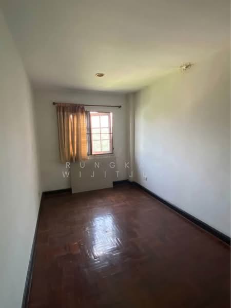 5-BR Townhouse, Bangkok, Talat Bang Khen, Lak Si, Bangkok, 5 Bedrooms, 377 sqm, Townhouse For Sale, by Rungkan Wijitjun, 500266404 - DDproperty.com