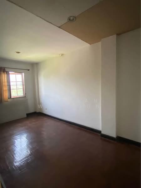 5-BR Townhouse, Bangkok, Talat Bang Khen, Lak Si, Bangkok, 5 Bedrooms, 377 sqm, Townhouse For Sale, by Rungkan Wijitjun, 500266404 - DDproperty.com