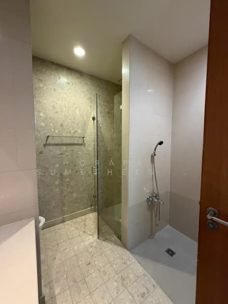 Chatrium Residence Riverside, Bangkok, 26 Chareonkrung Road, Wat Prayakrai, Bang Kho Laem, Bangkok, 4 Bedrooms, 246 sqm, Condo For Sale, by Orapa Sumetheesirisakul, 500266431 - DDproperty.com