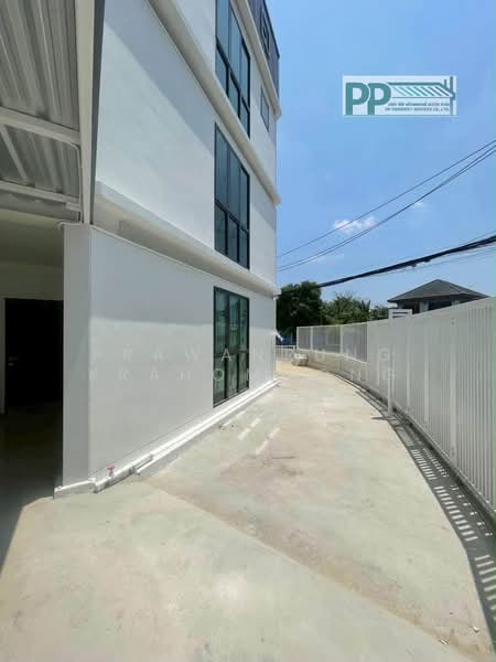 CODE:PP1-W1146-0426 ขายให้เช่าโกดัง บ้าน+ออฟฟิศ สไตล์ Modern พื้นที่กว่า 600 ตร.ม. บนที่ดิน 112 ตร, Nonthaburi, Bang Rak Noi, Muang Nonthaburi, Nonthaburi, , 600 sqm, Warehouse/Factory For Sale, by PRAWANRUNG KRAHOMWONG, 500266491 - DDproperty.com