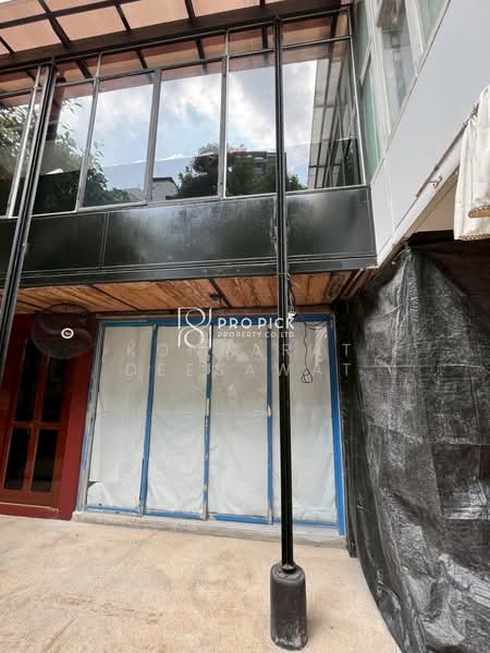 พื้นที่ร้านค้าให้เช่า บีทีเอส ทองหล่อ สุขุมวิท วัฒนา, กรุงเทพ, สุขุมวิท, คลองตันเหนือ, วัฒนา, กรุงเทพ, 124 ตร.ม., พื้นที่ขายของ ให้เช่า, โดย Konrarat Deesawat, 500266512 - DDproperty.com