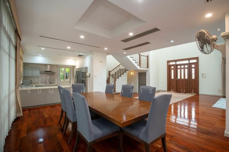 Baan Sansiri Sukhumvit 67, Bangkok, 32 Soi Sukhumvit 67, Phra Kanong Nua, Watthana, Bangkok, 4 Bedrooms, 490 sqm, Single Detached House For Sale, by Orapa Sumetheesirisakul, 500266515 - DDproperty.com