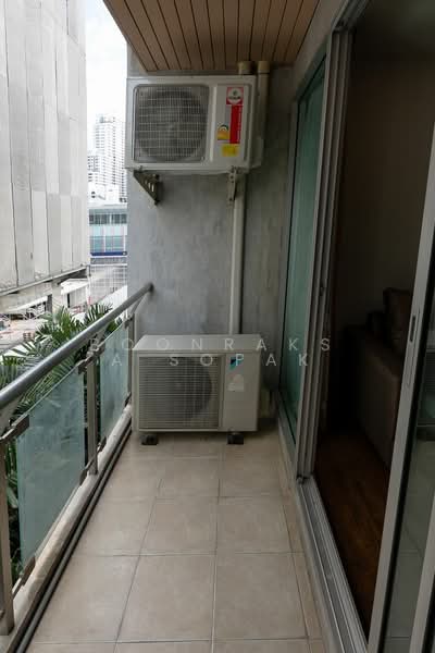 Von Napa Sukhumvit 38, Bangkok, Soi Sukhumvit 38, Phra Kanong, Khlong Toei, Bangkok, 1 Bedroom, 55 sqm, Condo For Rent, by Boonraksa Sopak, 500266556 - DDproperty.com