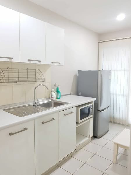 Life @ Sathorn 10, Bangkok, 48 Soi Sathorn 10, Sathorn Road, Silom, Bang Rak, Bangkok, 1 Bedroom, 40 sqm, Condo For Sale, by Orapa Sumetheesirisakul, 500266571 - DDproperty.com