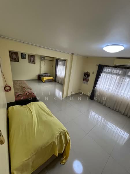 undefined, Chon Buri (Pattaya), Na Kloe, Bang Lamung (Pattaya), Chon Buri (Pattaya), 4 Bedrooms, 200 sqm, Townhouse For Sale, by Pitiyaporn Pornkhuntod, 500266572 - DDproperty.com