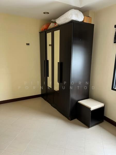 undefined, Chon Buri (Pattaya), Na Kloe, Bang Lamung (Pattaya), Chon Buri (Pattaya), 4 Bedrooms, 200 sqm, Townhouse For Sale, by Pitiyaporn Pornkhuntod, 500266572 - DDproperty.com