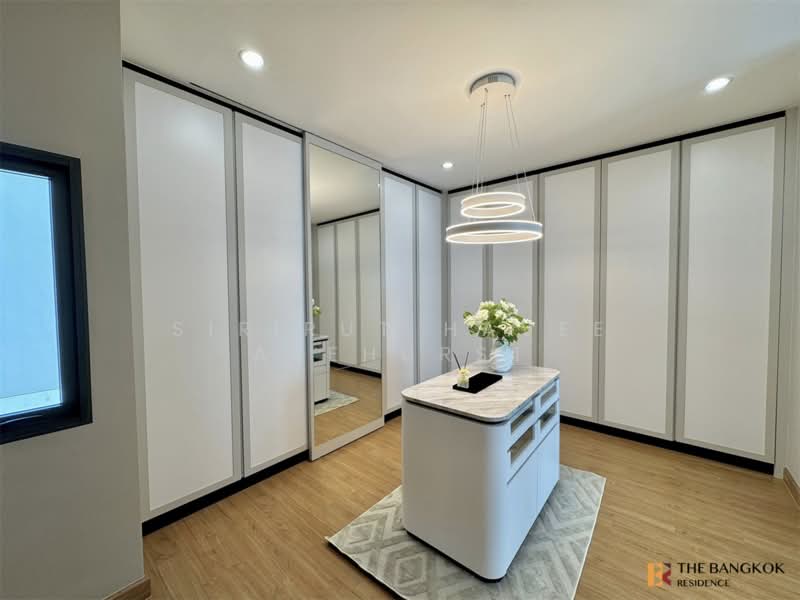 Baan Klang Mueng The Edition Bangna, Samut Prakan, Bang Kaeo, Bang Plee, Samut Prakan, 4 Bedrooms, 241 sqm, Single Detached House For Sale, by Sirirut Havee Akehurst, 500266622 - DDproperty.com