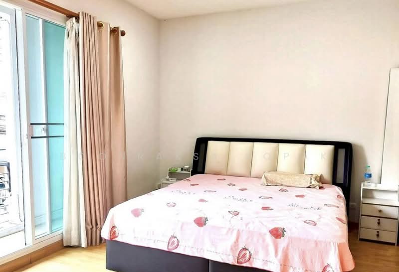 Ban Klang Mueng Ratchada 36, Bangkok, Soi Ratchada 36, Chan Kasem, Chatuchak, Bangkok, 4 Bedrooms, 200 sqm, Townhouse For Rent, by Boonraksa Sopak, 500266720 - DDproperty.com