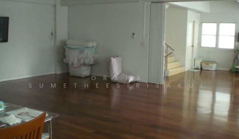 ทาวน์เฮ้าส์ 2-ห้องนอน, กรุงเทพ, รองเมือง, ปทุมวัน, กรุงเทพ, 536 ตร.ม., ทาวน์เฮ้าส์ ขาย, โดย Orapa Sumetheesirisakul, 500266721 - DDproperty.com