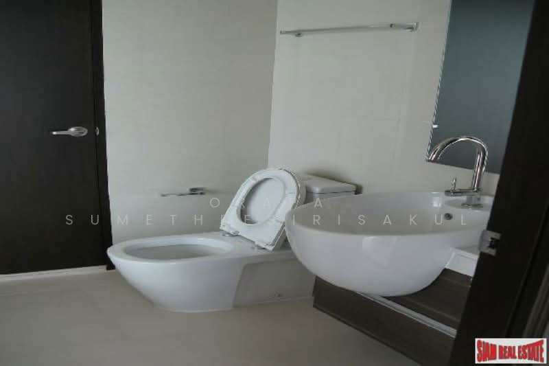 Sky Walk Residences, Bangkok, 1599 Sukhumvit Road, Phra Kanong Nua, Watthana, Bangkok, 1 Bedroom, 50 sqm, Condo For Sale, by Orapa Sumetheesirisakul, 500266748 - DDproperty.com