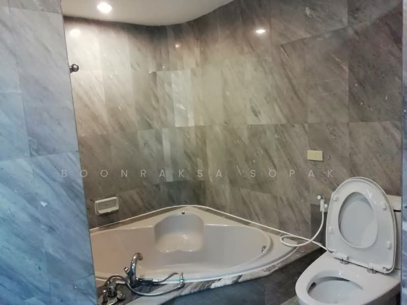 Sethiwan Residence, Bangkok, Soi Sukhumvit 13, Khlongtoei Nua, Watthana, Bangkok, 2 Bedrooms, 205 sqm, Apartment For Rent, by Boonraksa Sopak, 500266773 - DDproperty.com