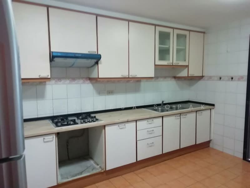 Sethiwan Residence, Bangkok, Soi Sukhumvit 13, Khlongtoei Nua, Watthana, Bangkok, 2 Bedrooms, 205 sqm, Apartment For Rent, by Boonraksa Sopak, 500266773 - DDproperty.com