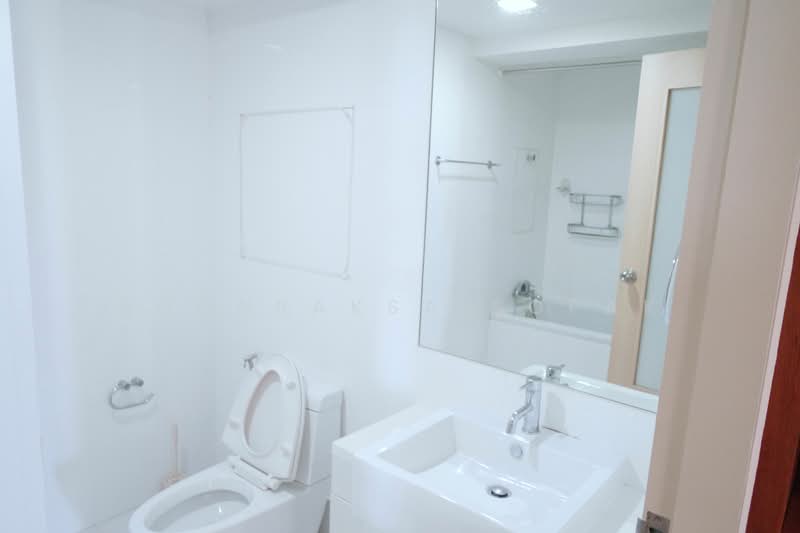 My Resort Bangkok, Bangkok, 1724 Petchaburi Road, Bang Kapi, Huai Khwang, Bangkok, 2 Bedrooms, 70 sqm, Condo For Rent, by Boonraksa Sopak, 500266776 - DDproperty.com