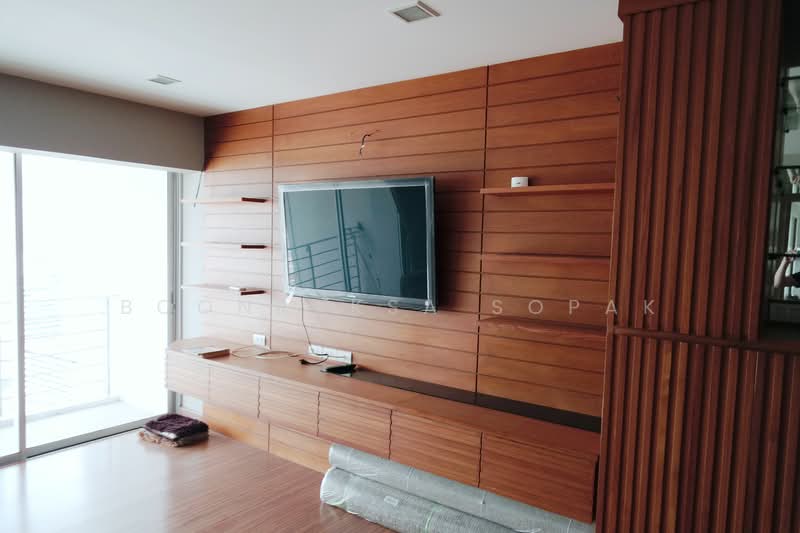 My Resort Bangkok, Bangkok, 1724 Petchaburi Road, Bang Kapi, Huai Khwang, Bangkok, 2 Bedrooms, 70 sqm, Condo For Rent, by Boonraksa Sopak, 500266776 - DDproperty.com