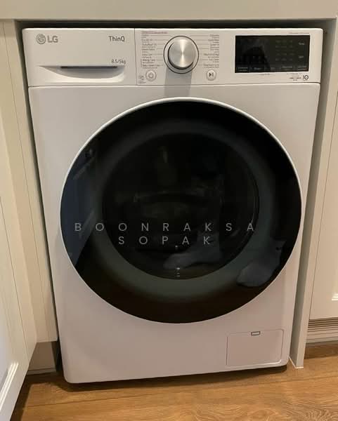 Noble BE33, Bangkok, 19 Soi Sukhumvit 33, Khlong Tan Nua, Watthana, Bangkok, 2 Bedrooms, 59 sqm, Condo For Rent, by Boonraksa Sopak, 500266834 - DDproperty.com