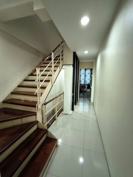 ทาวน์เฮ้าส์ 4-ห้องนอน, กรุงเทพ, สามเสนนอก, ห้วยขวาง, กรุงเทพ, 400 ตร.ม., ทาวน์เฮ้าส์ ขาย, โดย Orapa Sumetheesirisakul, 500266840 - DDproperty.com