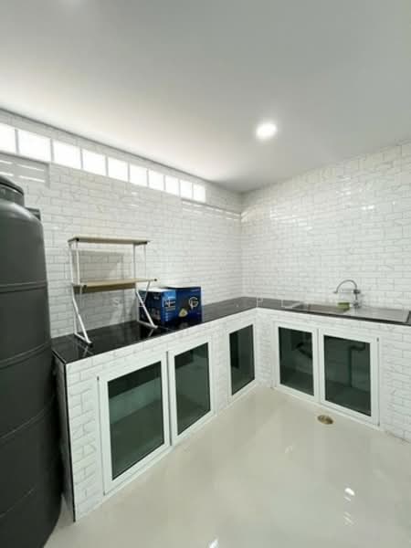 ให้เช่าทาวน์โฮม 2ชั้น รีโนเวทใหม่ ย่านถนนนวมินทร์ พร้อมเฟอร์นิเจอร์, Bangkok, Khlong Kum, Bueng Kum, Bangkok, 3 Bedrooms, 190 sqm, Townhouse For Rent, by Narong Chutianankasem, 500266883 - DDproperty.com