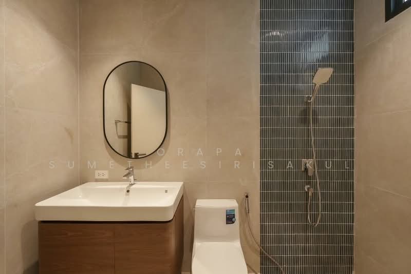 3-BR Townhouse, Bangkok, Huai Khwang, Huai Khwang, Bangkok, 3 Bedrooms, 380 sqm, Townhouse For Sale, by Orapa Sumetheesirisakul, 500266884 - DDproperty.com