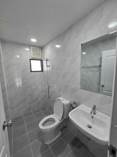 ให้เช่าอาคารพาณิชย์ขนาดใหญ่ 4ชั้น 2คูหา ใกล้สถานีเตาปูน ติดถนนใหญ่, Bangkok, Bang Sue, Bang Sue, Bangkok, , 645 sqm, Shophouse For Rent, by Narong Chutianankasem, 500266905 - DDproperty.com