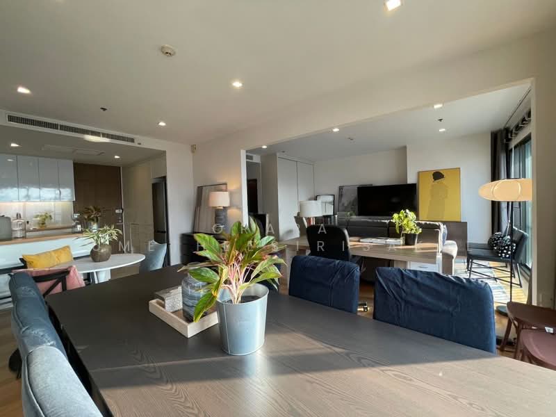 Noble Solo, Bangkok, 988 Thong Lo, Khlong Tan Nua, Watthana, Bangkok, 2 Bedrooms, 102 sqm, Condo For Sale, by Orapa Sumetheesirisakul, 500266931 - DDproperty.com