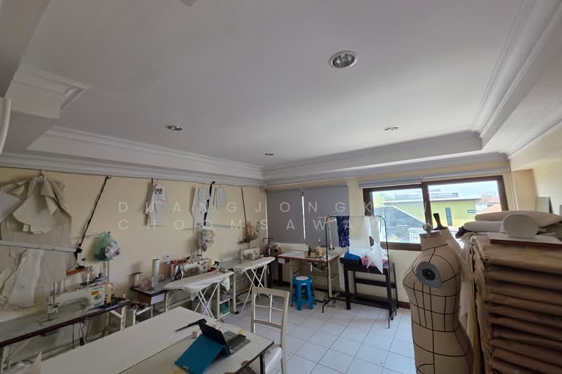 4.5 storey Home office on Rama9 Soi60, Bangkok, พระราม9 ซอย60, Suan Luang, Suan Luang, Bangkok, 5 Bedrooms, 540 sqm, Townhouse For Sale, by Duangjongkon Choomsawasdi, 500266969 - DDproperty.com