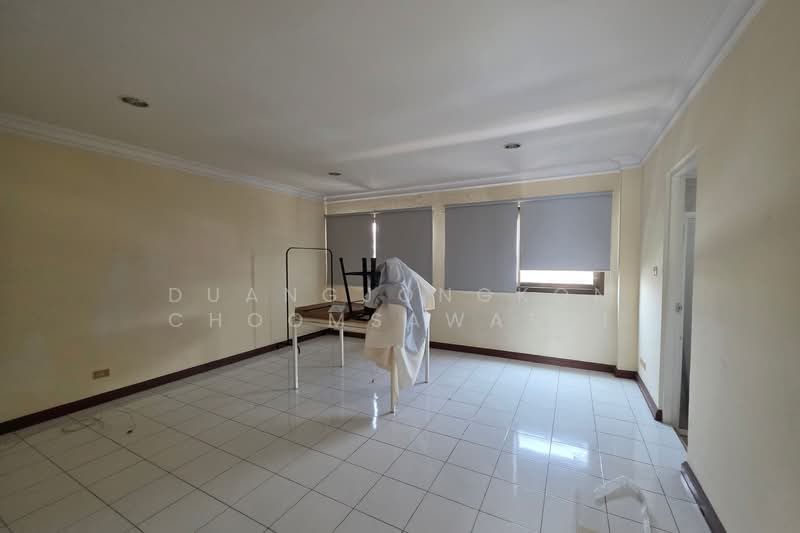 4.5 storey Home office on Rama9 Soi60, Bangkok, พระราม9 ซอย60, Suan Luang, Suan Luang, Bangkok, 5 Bedrooms, 540 sqm, Townhouse For Sale, by Duangjongkon Choomsawasdi, 500266969 - DDproperty.com