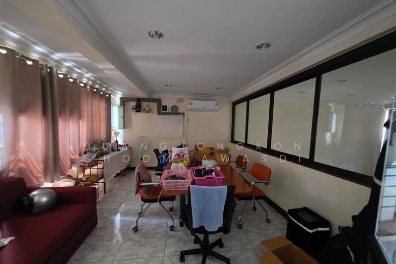 4.5 storey Home office on Rama9 Soi60, Bangkok, พระราม9 ซอย60, Suan Luang, Suan Luang, Bangkok, 5 Bedrooms, 540 sqm, Townhouse For Sale, by Duangjongkon Choomsawasdi, 500266969 - DDproperty.com