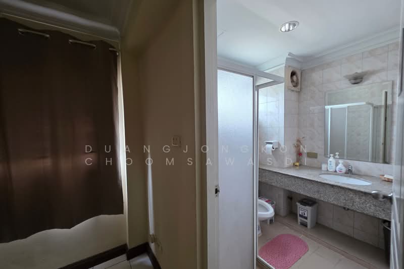 4.5 storey Home office on Rama9 Soi60, Bangkok, พระราม9 ซอย60, Suan Luang, Suan Luang, Bangkok, 5 Bedrooms, 540 sqm, Townhouse For Sale, by Duangjongkon Choomsawasdi, 500266969 - DDproperty.com