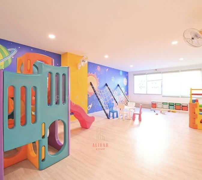 D.S. Tower 2 Sukhumvit 39, Bangkok, Soi Sukhumvit 39, Khlong Tan Nua, Watthana, Bangkok, 2 Bedrooms, 139 sqm, Condo For Rent, by Charinthip Phungalong, 500267013 - DDproperty.com