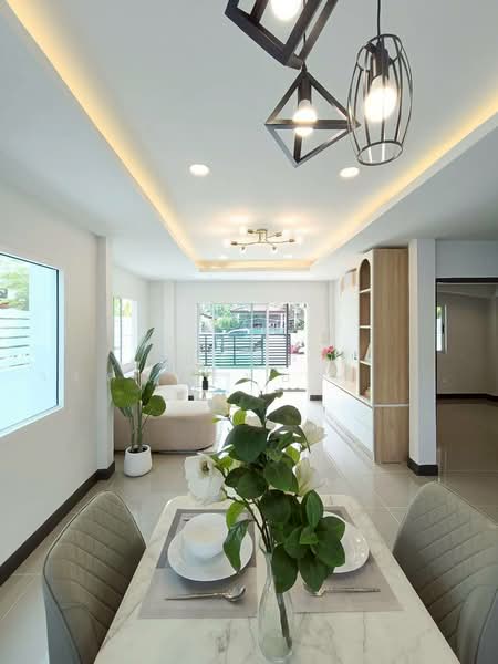 K.C. Garden Home, Bangkok, Nimit Mai Road, Sam Wa Tawan Ok, Khlong Sam Wa, Bangkok, 4 Bedrooms, 200 sqm, Single Detached House For Sale, by นภัสศรณ์ วงศ์สินไทยกร (นันท์), 500267020 - DDproperty.com