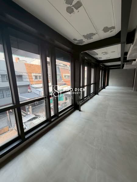 Retail Shop For Rent BTS Thonglo Sukhumvit Watthana, Bangkok, สุขุมวิท, Khlong Tan Nua, Watthana, Bangkok, , 150 sqm, Retail Space For Rent, by Konrarat Deesawat, 500267023 - DDproperty.com