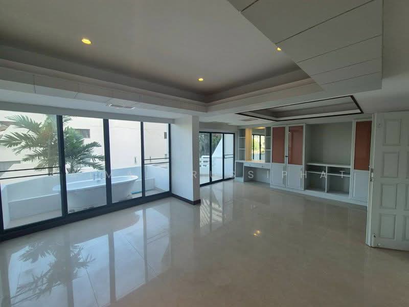 Grand Condotel Jomtien, Chon Buri (Pattaya), Moo 12 Thappraya Rd, Nong Pru, Bang Lamung (Pattaya), Chon Buri (Pattaya), 8 Bedrooms, 375 sqm, Condo For Sale, by Saimaii Russiphat, 500267074 - DDproperty.com