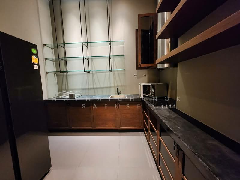 The Crest Ruamrudee, Bangkok, Soi Ruamrudee 2, Witthayu Road, Lumphini, Pathum Wan, Bangkok, 3 Bedrooms, 266 sqm, Condo For Rent, by Hathaichanok Saenset, 500267083 - DDproperty.com