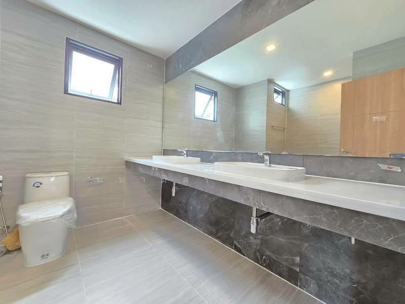 Ladawan Pinklao-Borommaratchachonnani, Bangkok, Borommaratchachonnani Road, Sala Thammasop, Thawi Watthana, Bangkok, 4 Bedrooms, 348 sqm, Single Detached House For Sale, by พเนตร มหามิตรานนท์, 500267085 - DDproperty.com