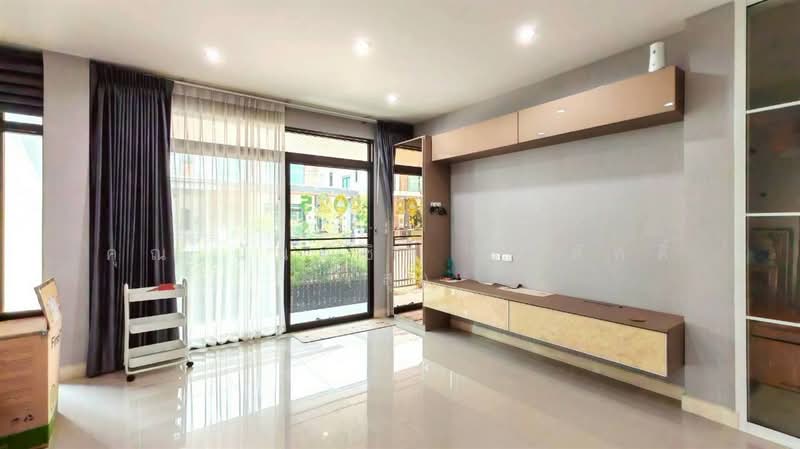 H-CAPE Serene Bangna-Sukaphiban 2 : เอชเคป ซีรีน บางนา-สุขาภิบาล 2, กรุงเทพ, Soi Sukhaphiban 2, ประเวศ, ประเวศ, กรุงเทพ, 180 ตร.ม., บ้านเดี่ยว ขาย, โดย คุณ นันทชิต มั่นศักดิ์ (สุ), 500267118 - DDproperty.com