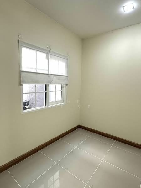 โกลเด้น ทาวน์ เชียงใหม่-กาดรวมโชค - Golden Town Chiang Mai-Kad Ruamchok, เชียงใหม่, ฟ้าฮ่าม, เมืองเชียงใหม่, เชียงใหม่, 96 ตร.ม., ทาวน์เฮ้าส์ ให้เช่า, โดย The Positive ที่ดิน บ้าน คอนโด, 500267129 - DDproperty.com