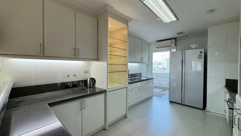 Richmond Palace, Bangkok, Soi Sukhumvit 43 Sukhumvit Road, Khlong Tan Nua, Watthana, Bangkok, 3 Bedrooms, 164 sqm, Condo For Sale, by Rattanaphon Yungprakhon, 500267131 - DDproperty.com
