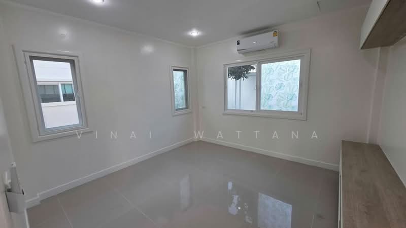 Supalai Ville Bangna-Wongwaen, Samut Prakan, Soi 01 Kanchanaphisek 39, Kanchanaphisek parallel Road, Rachathewa, Bang Plee, Samut Prakan, 4 Bedrooms, 325 sqm, Single Detached House For Sale, by Vinai  Wattana, 500267155 - DDproperty.com