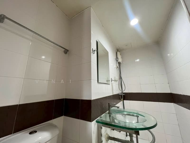 The Urbano Ratchadapisek 19, Bangkok, Soi Vibhavadi Rangsit 16, Vibhavadi Rangsit Road 16, Jom Phon, Chatuchak, Bangkok, 2 Bedrooms, 43 sqm, Condo For Sale, by Vinai Wattana, 500267161 - DDproperty.com