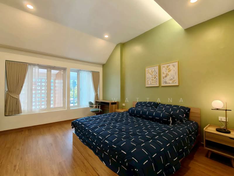 2-BR Townhouse, Bangkok, Khlong Tan Nua, Watthana, Bangkok, 2 Bedrooms, 170 sqm, Townhouse For Sale, by Vinai  Wattana, 500267184 - DDproperty.com