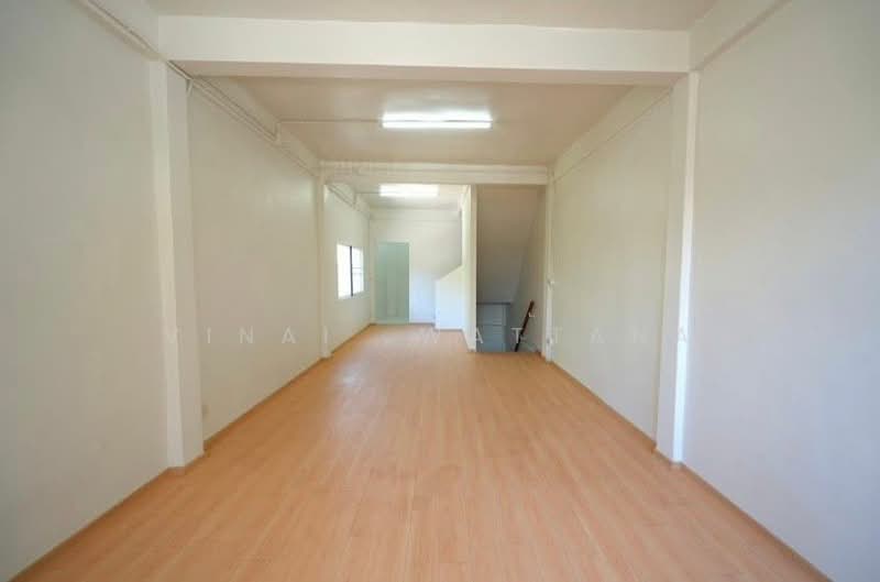 undefined, Bangkok, Khlong Ton Sai, Khlong San, Bangkok, 5 Bedrooms, 200 sqm, Single Detached House For Sale, by Vinai  Wattana, 500267190 - DDproperty.com