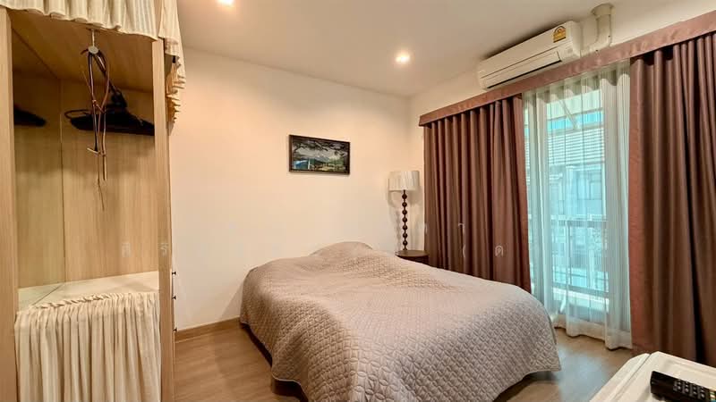 Mandarina Ekamai-Ramintra, Bangkok, Sukhonthawat Road, Lat Phrao, Lat Phrao, Bangkok, 3 Bedrooms, 180 sqm, Townhouse For Sale, by คุณ วนิดา ศิริสุขชัยวุฒิ (ดา), 500267206 - DDproperty.com