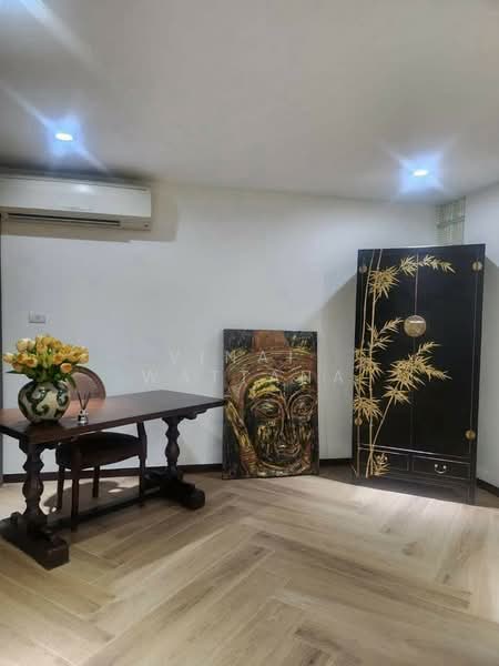 undefined, Bangkok, Chong Nonsi, Yan Nawa, Bangkok, 5 Bedrooms, 400 sqm, Townhouse For Rent, by Vinai  Wattana, 500267222 - DDproperty.com