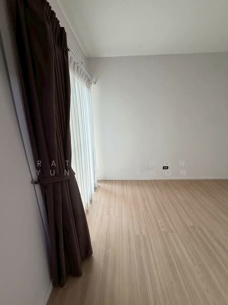 Baan Klang Muang Rama 9-On Nut, Bangkok, Bangkok-Chonburi New Road, Prawet, Prawet, Bangkok, 4 Bedrooms, 145 sqm, Townhouse For Sale, by Rattanaphon Yungprakhon, 500267226 - DDproperty.com