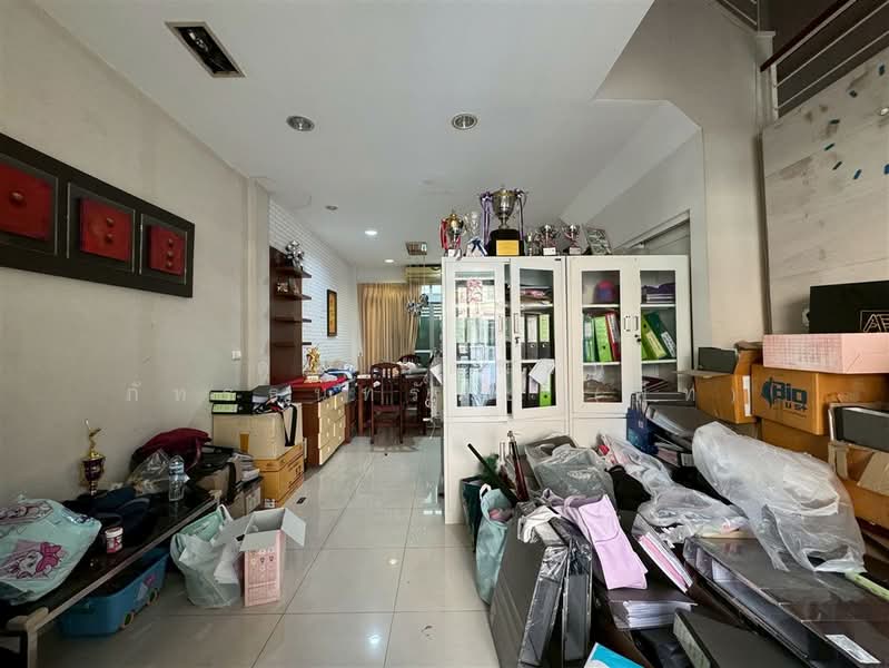 เดอะ เทอเรส ลาดพร้าว 71 (The Terrace Ladprao 71), Bangkok, ถนนนาคนิวาส, Lat Phrao, Lat Phrao, Bangkok, 3 Bedrooms, 150 sqm, Townhouse For Sale, by คุณ คติพจน์ ภัทรธนทรัพย์ (พีท), 500267248 - DDproperty.com